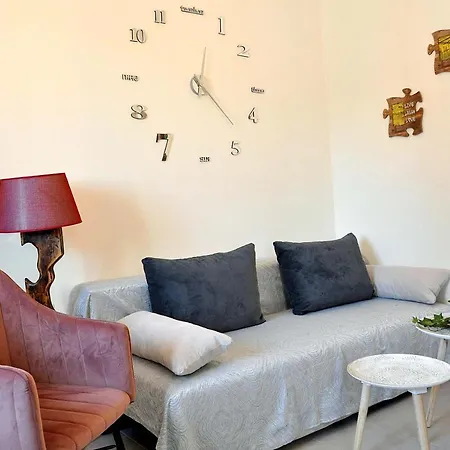 Apartment Nefelis
