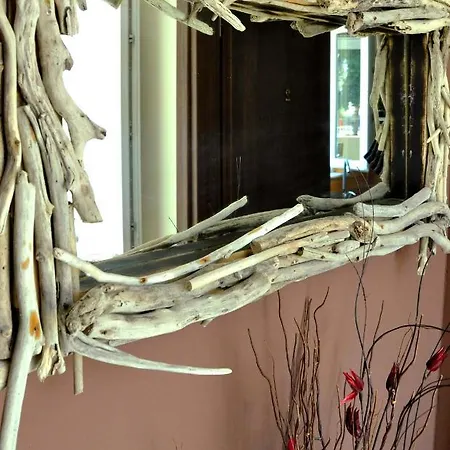 アパート Nefelis